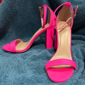 New without tag or box